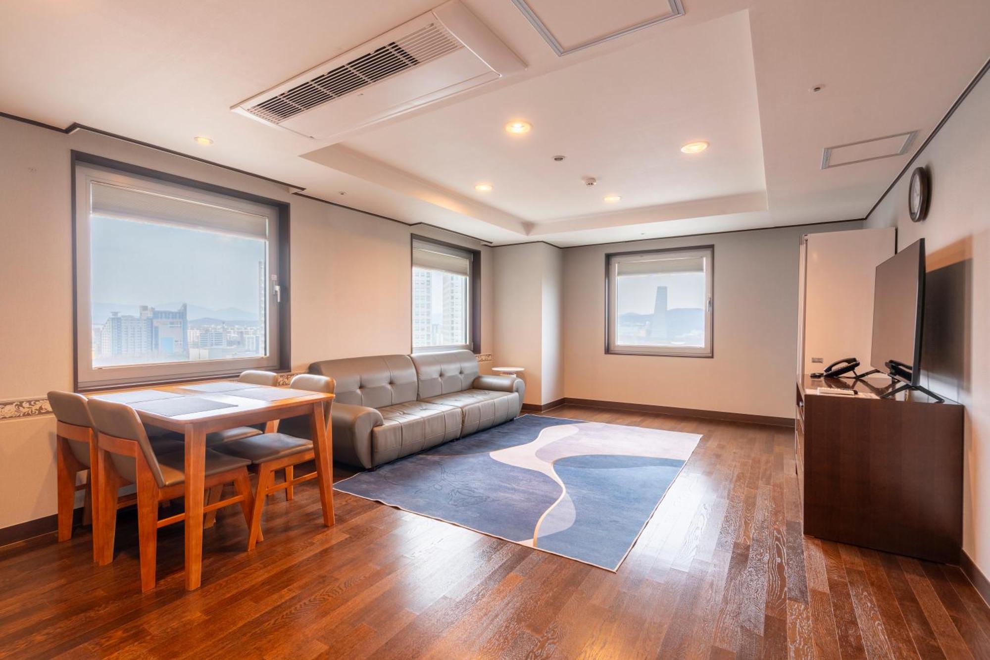 Toyoko Inn Daejeon Government Complex Ngoại thất bức ảnh