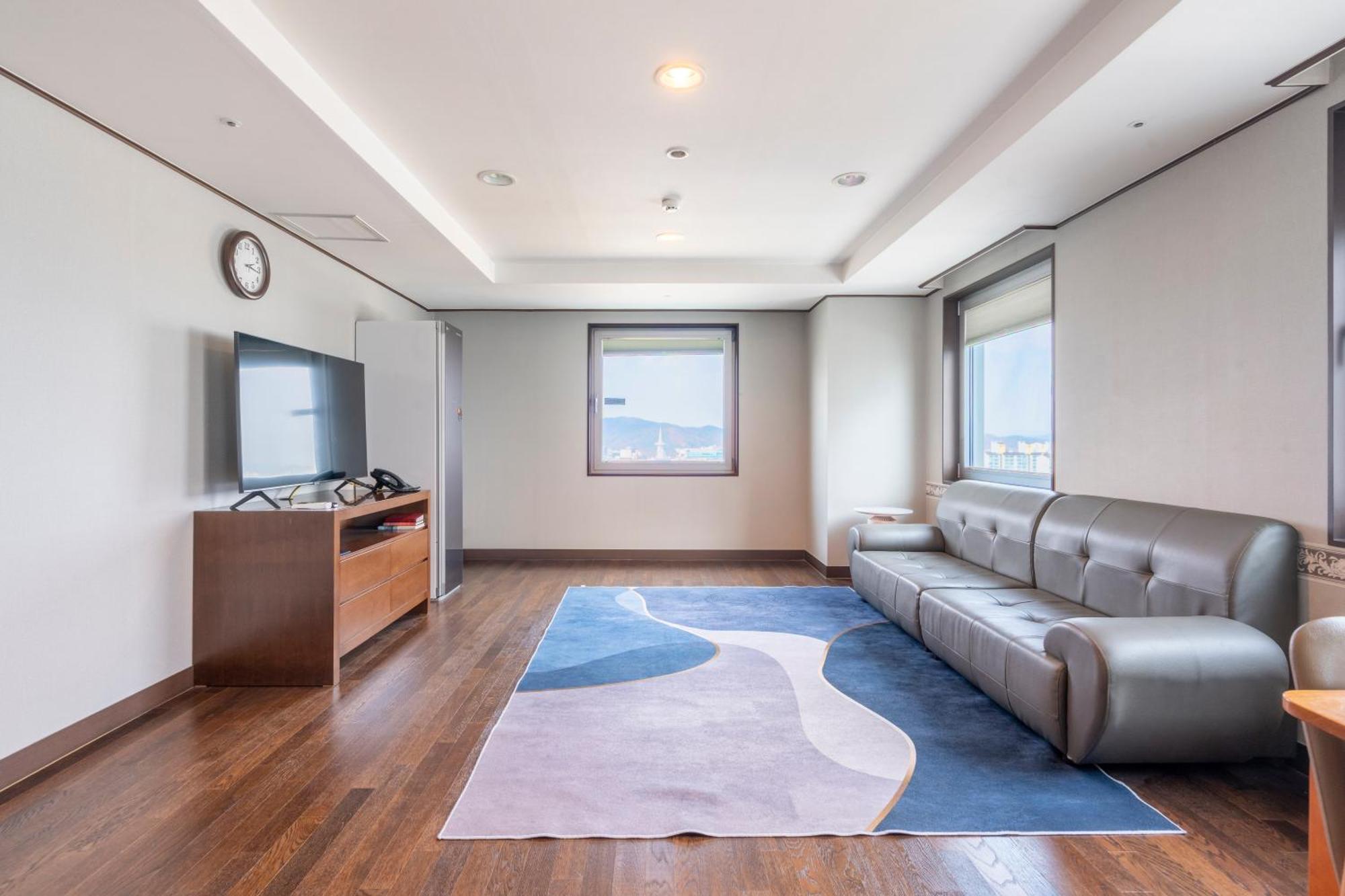 Toyoko Inn Daejeon Government Complex Ngoại thất bức ảnh